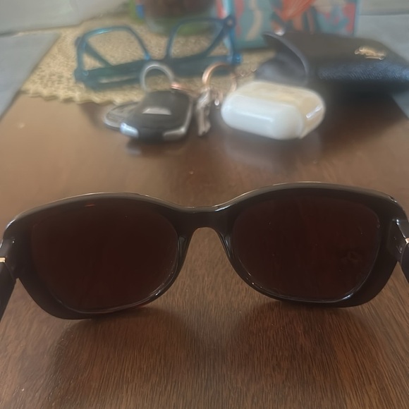 Kirkland Signature Polarized Sunglasses - Picture 3 of 4